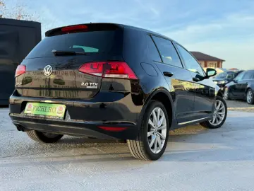 Volkswagen Golf VII
