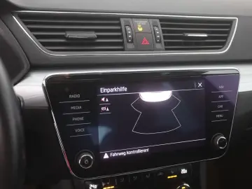 Superb 1.4 TSI iV LED Navi Sitzheizung AHK DAB