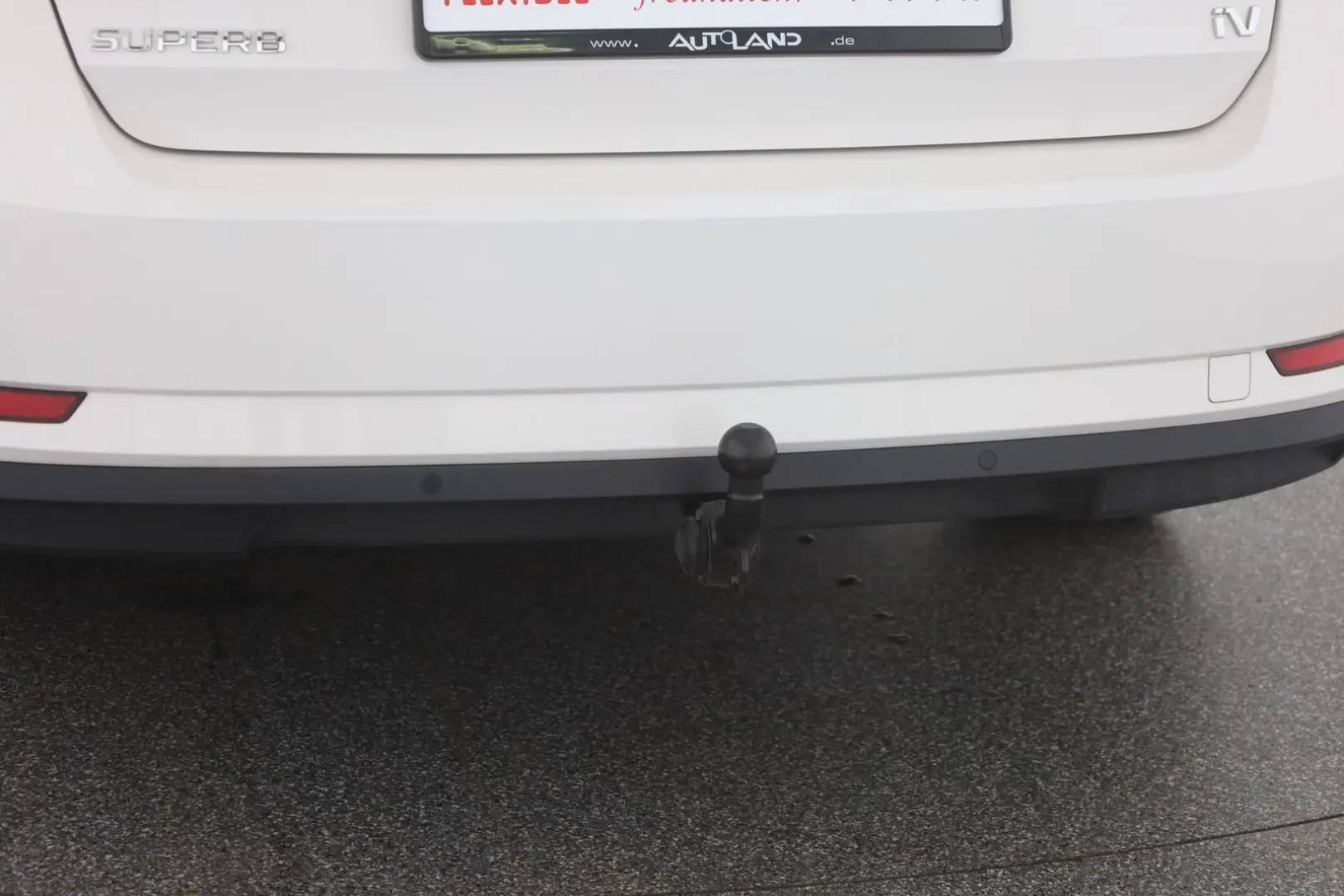 Superb 1.4 TSI iV LED Navi Sitzheizung AHK DAB