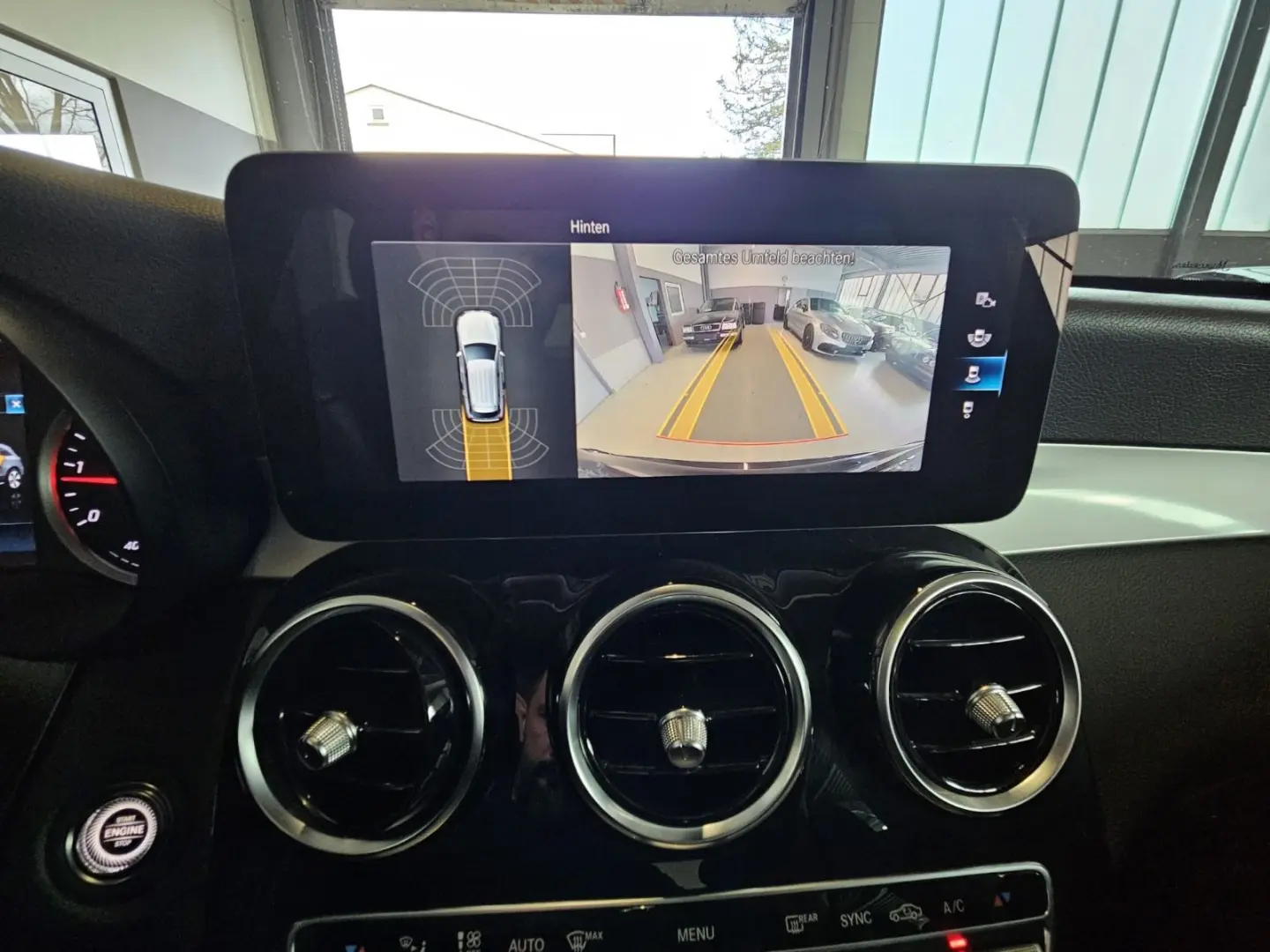 GLC 220 d 4Matic Offroad-Styling AHK Panorama