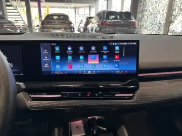 520i M Sport~PANO~LED~KAMERA 360 ~HEAD-UP