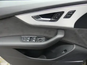 Q8 55 TFSI Quattro S Line 23ZOLL MATRIX HEADUP S