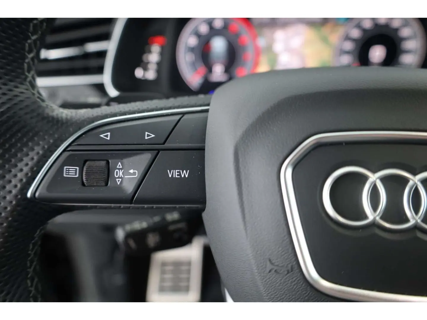 Q8 55 TFSI quattro S line