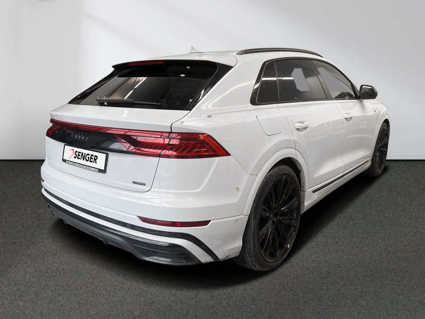 Q8 S line 55 TFSI quattro Matrix Pano B&O AHK