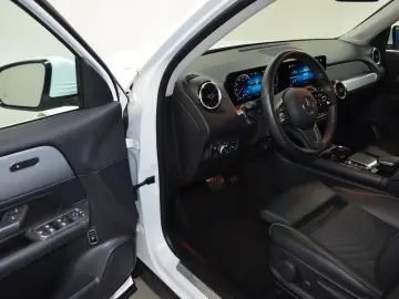 GLB 220 D 8G-DCT STYLE DISTR KAMERA R-VIDEO LED