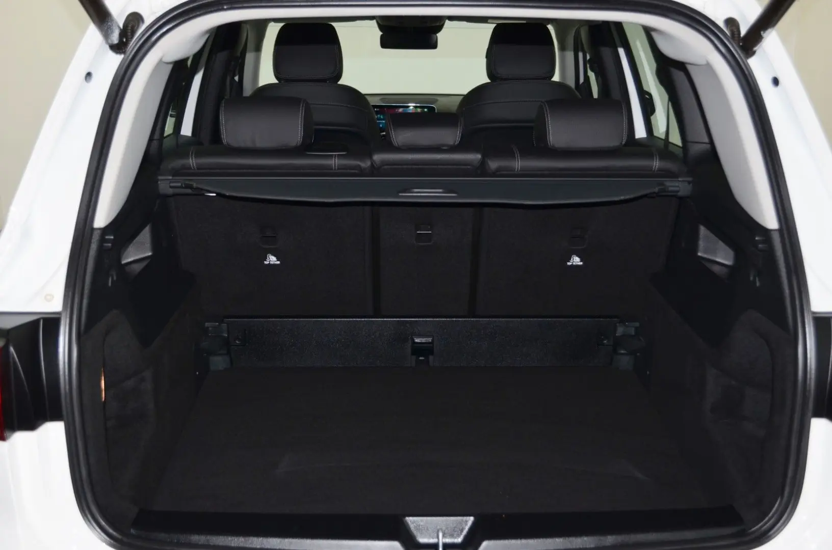 GLB 220 D 8G-DCT STYLE DISTR KAMERA R-VIDEO LED