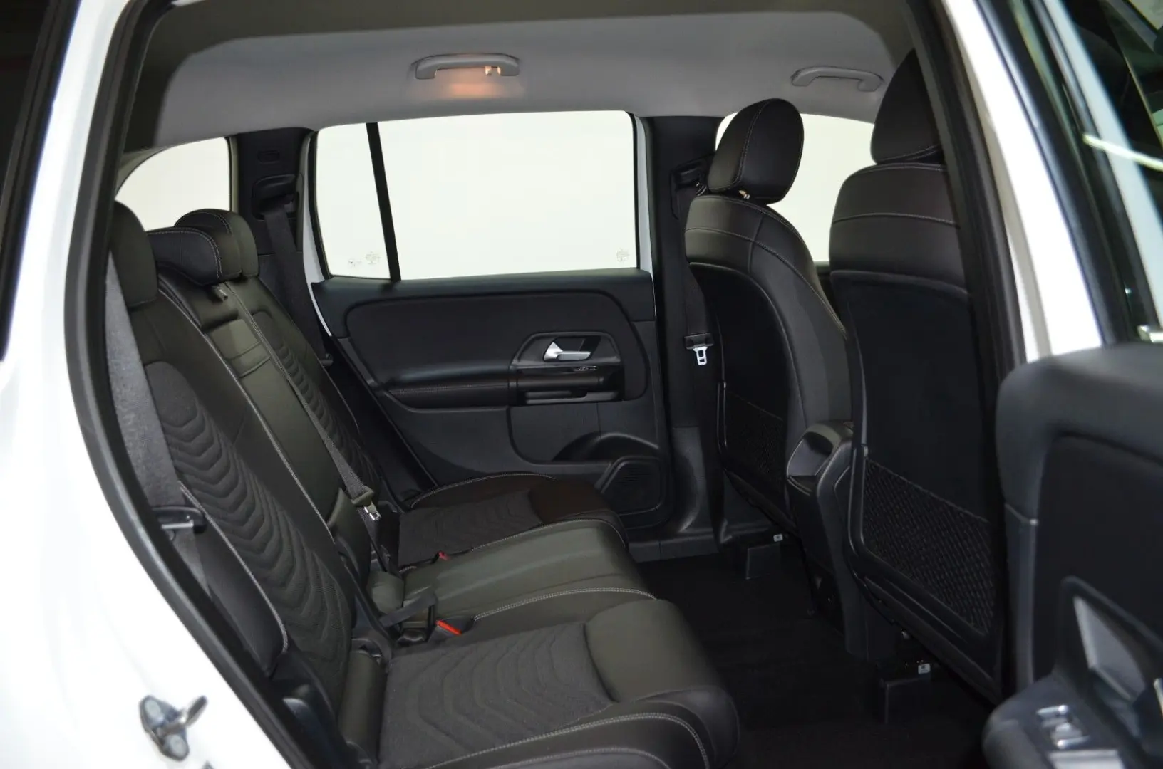 GLB 220 D 8G-DCT STYLE DISTR KAMERA R-VIDEO LED