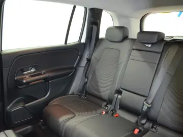 GLB 220 D 8G-DCT STYLE DISTR KAMERA R-VIDEO LED