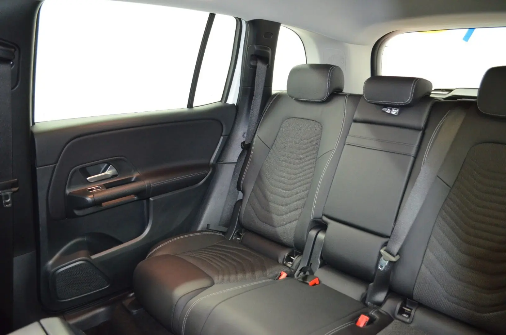 GLB 220 D 8G-DCT STYLE DISTR KAMERA R-VIDEO LED