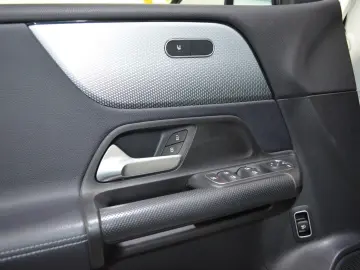 GLB 220 D 8G-DCT STYLE DISTR KAMERA R-VIDEO LED