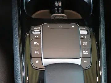 GLB 220 D 8G-DCT STYLE DISTR KAMERA R-VIDEO LED