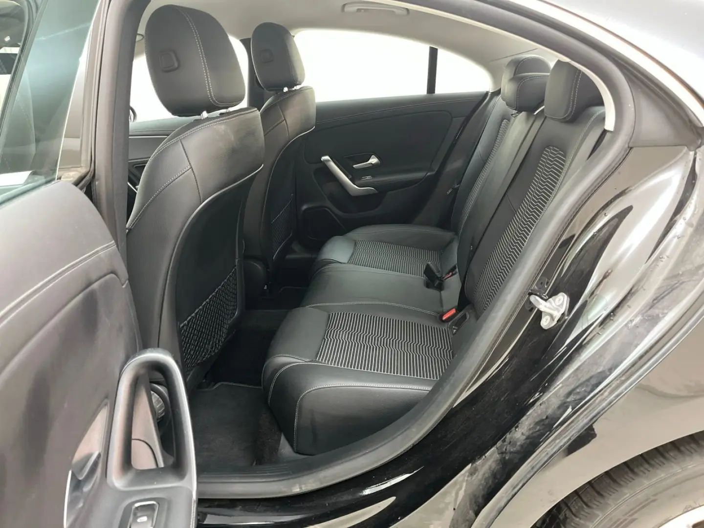 CLA 200 d Progressive ACC BLIS Key LED Lane Navi