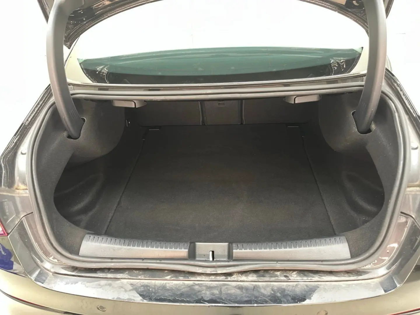 CLA 200 d Progressive ACC BLIS Key LED Lane Navi