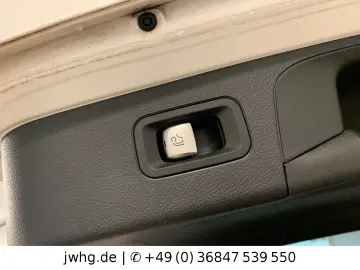 GLC 220 d AMG Line Virtual AHK Kam Pano