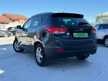 Hyndai iX35  4×4 2.0 diesel