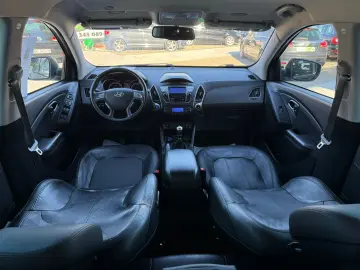 Hyndai iX35  4×4 2.0 diesel