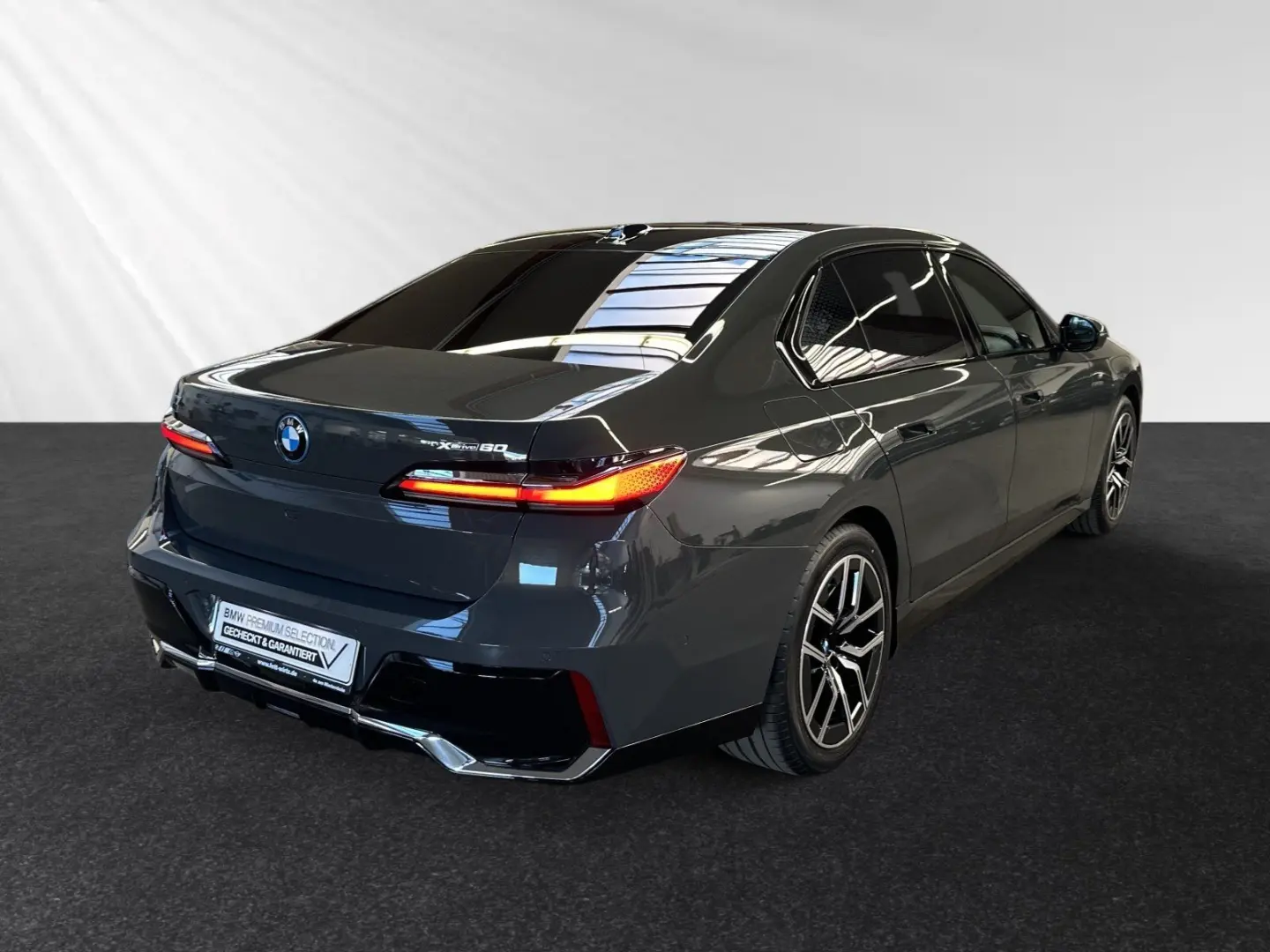 i7 xDrive60 Lr. 777 - br. o.Anz. 27Mon 5`Km p.A.