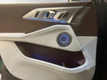 XM 50e Individual Mora met. AHK 23 LMR Autobahna