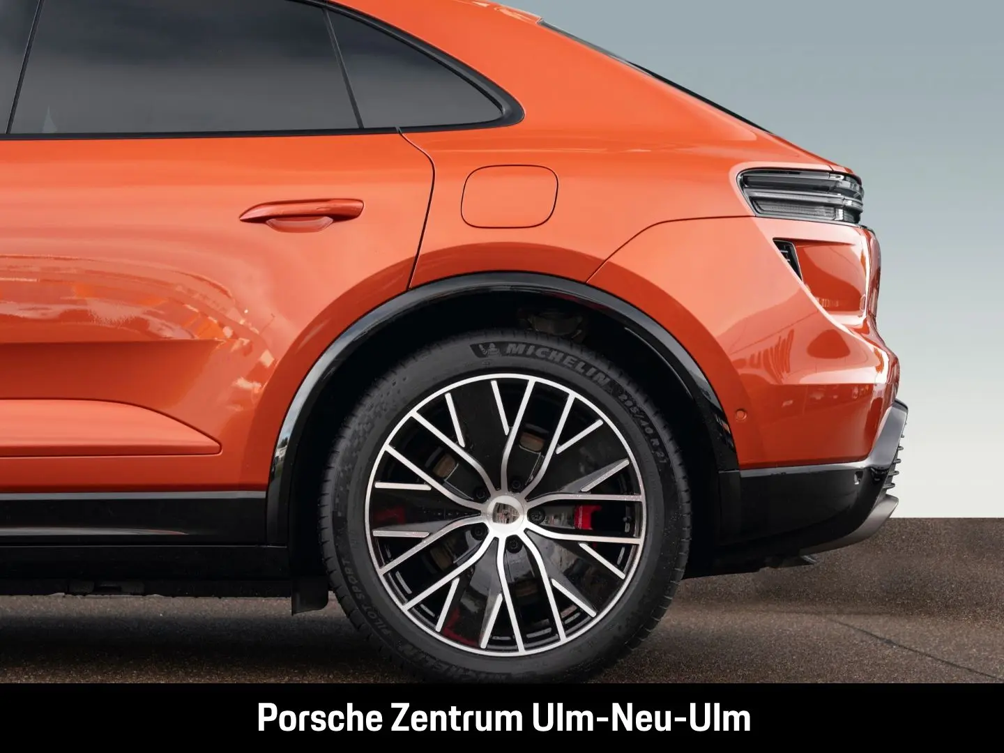 Macan Turbo Burmester HA-Lenkung InnoDrive LED