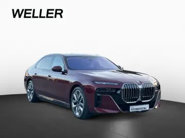 i7 xDr60 649 - 0Anz M-Sport Sky Executive Lounge