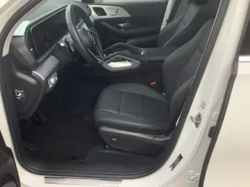 GLE 300 d 4M Advanved Multibeam Panorama-SD AHK