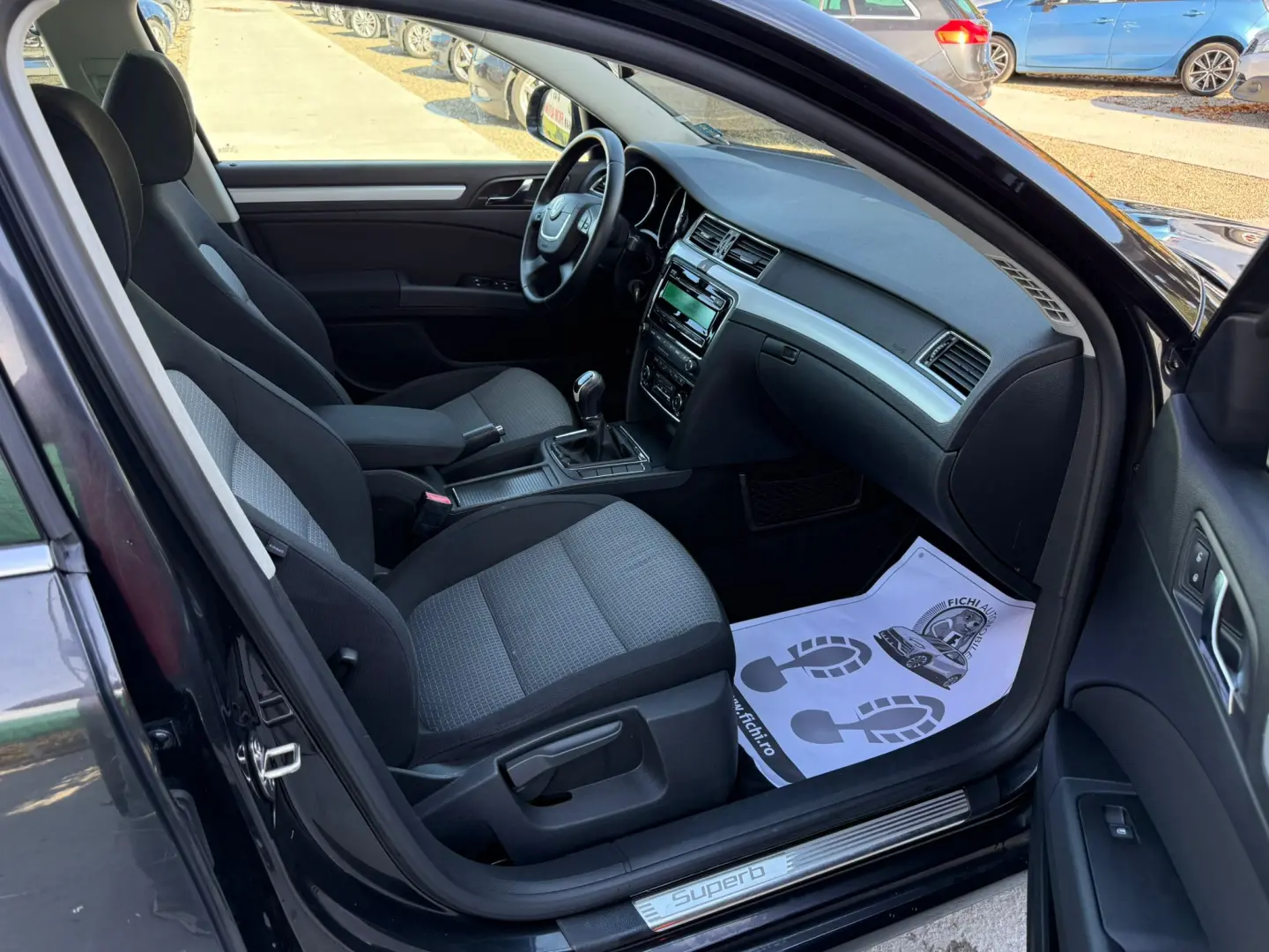 Skoda Superb 2011  2.0 diesel