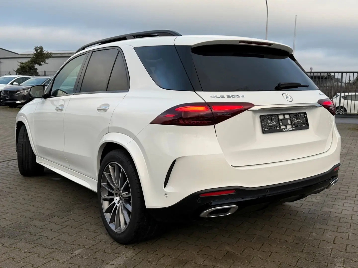 GLE300d 3xAMGLine Panoramadach Burmester 7sitze