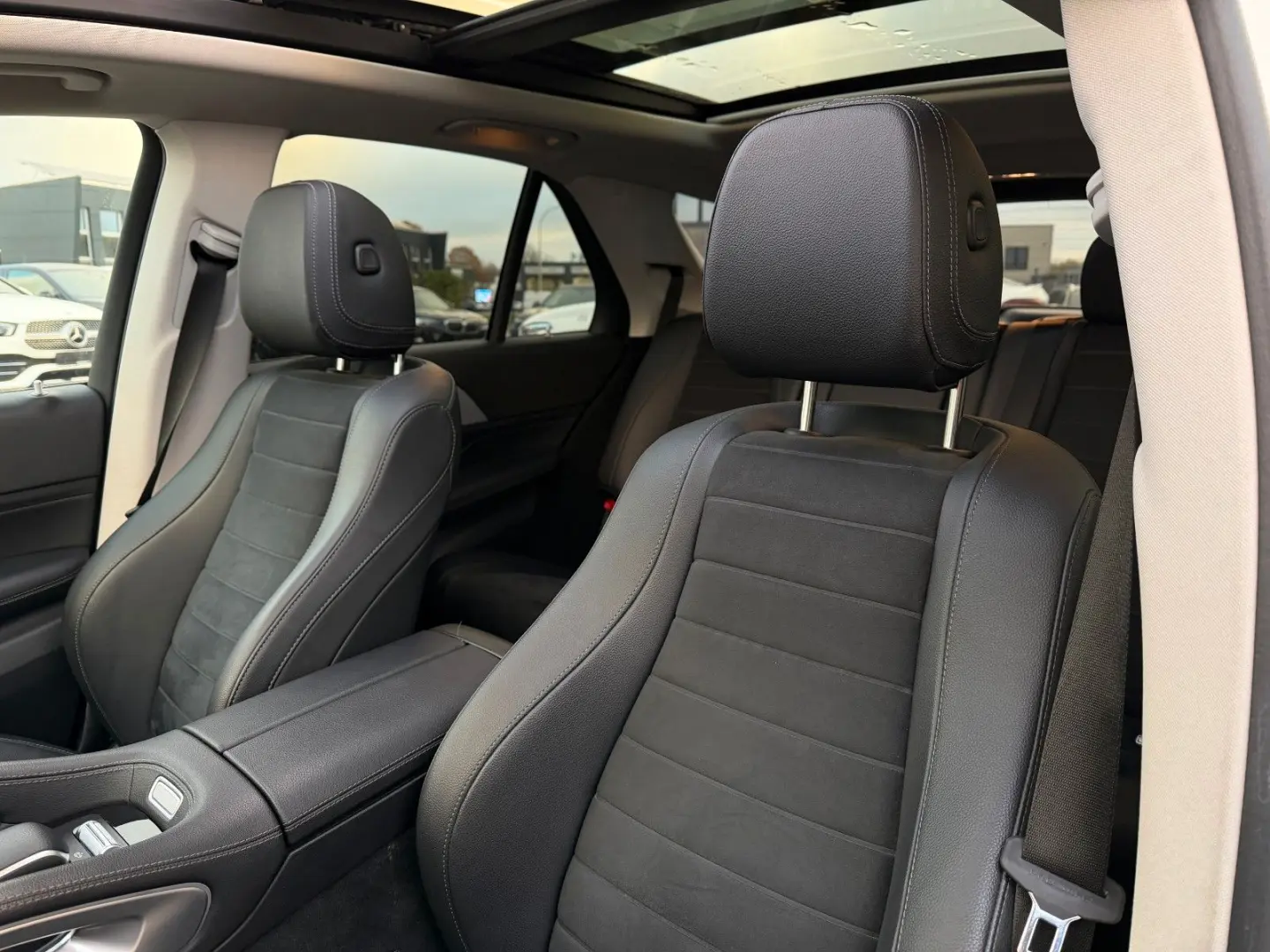 GLE300d 3xAMGLine Panoramadach Burmester 7sitze