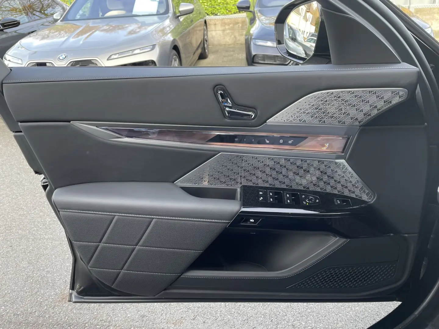 i7 xDrive60 M Sport    Massage B&W TheatreScreen