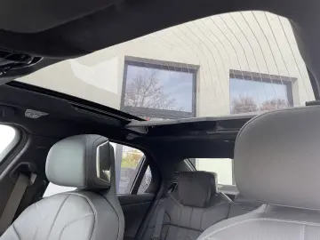 i7 xDrive60 M Sport    Massage B&W TheatreScreen