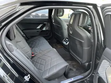i7 xDrive60 M Sport    Massage B&W TheatreScreen