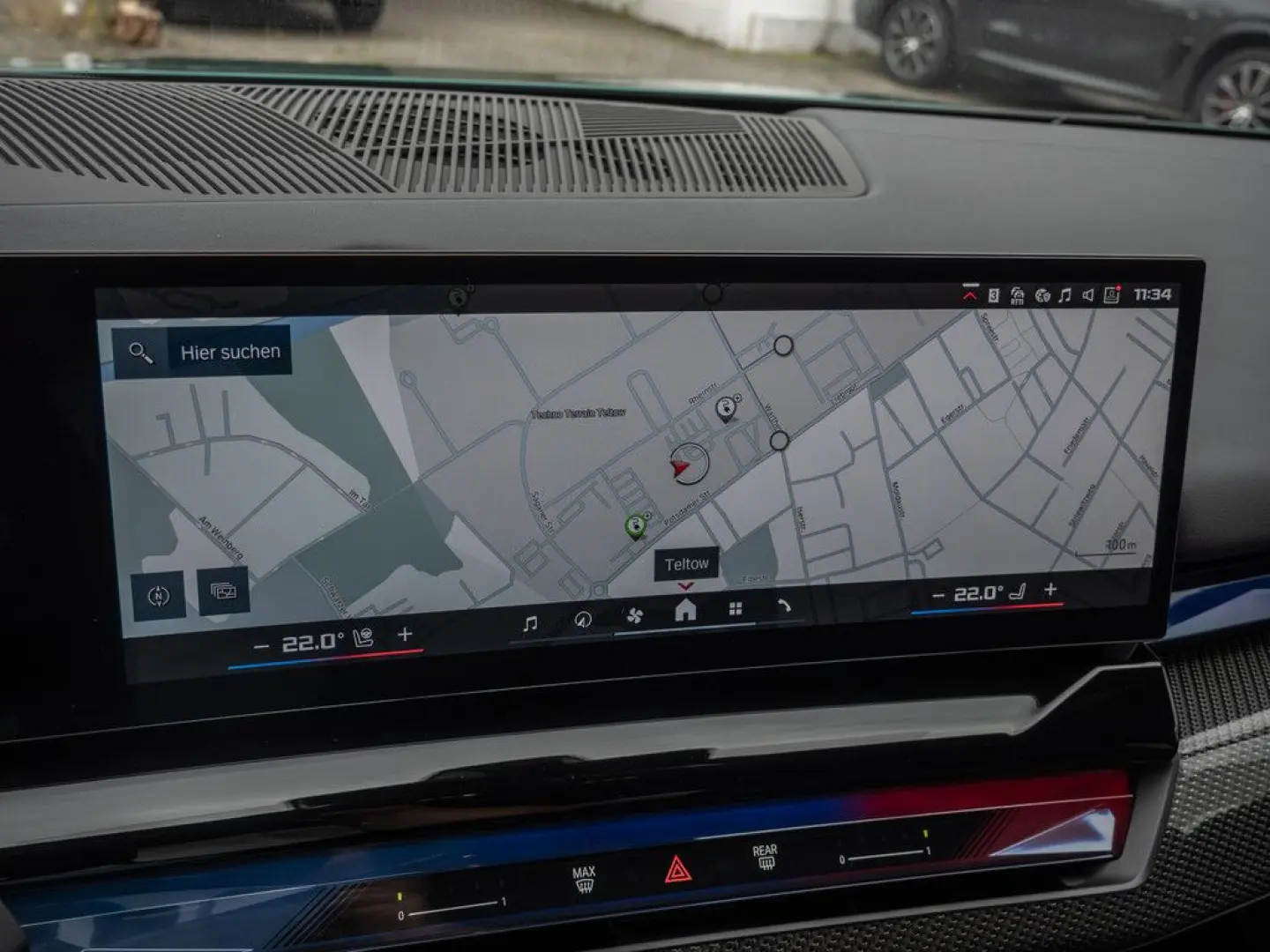 M5 xDrive AHK B&W CARBON V-MAX