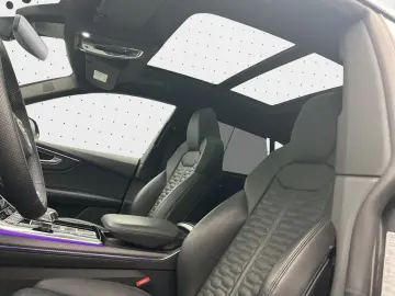 RS Q8 Keramik 305 km h B&O HUD Pano Standh Matri