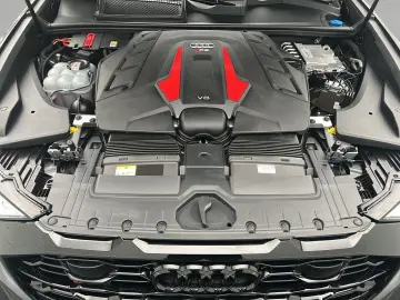 RS Q8 Keramik 305 km h B&O HUD Pano Standh Matri