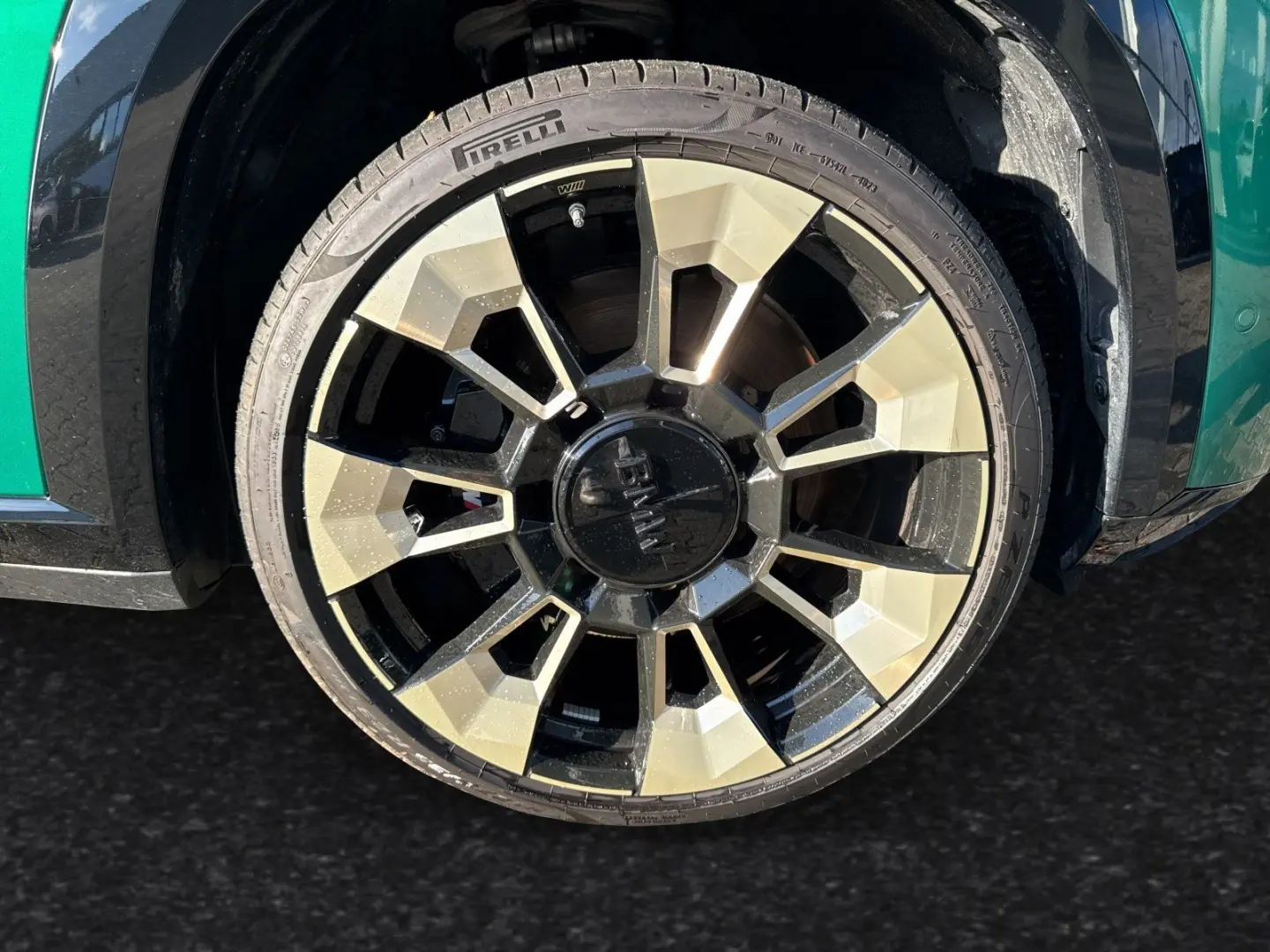 XM  € 1.190 Zubehörbonus AHK Autobahnass. 23 LMR