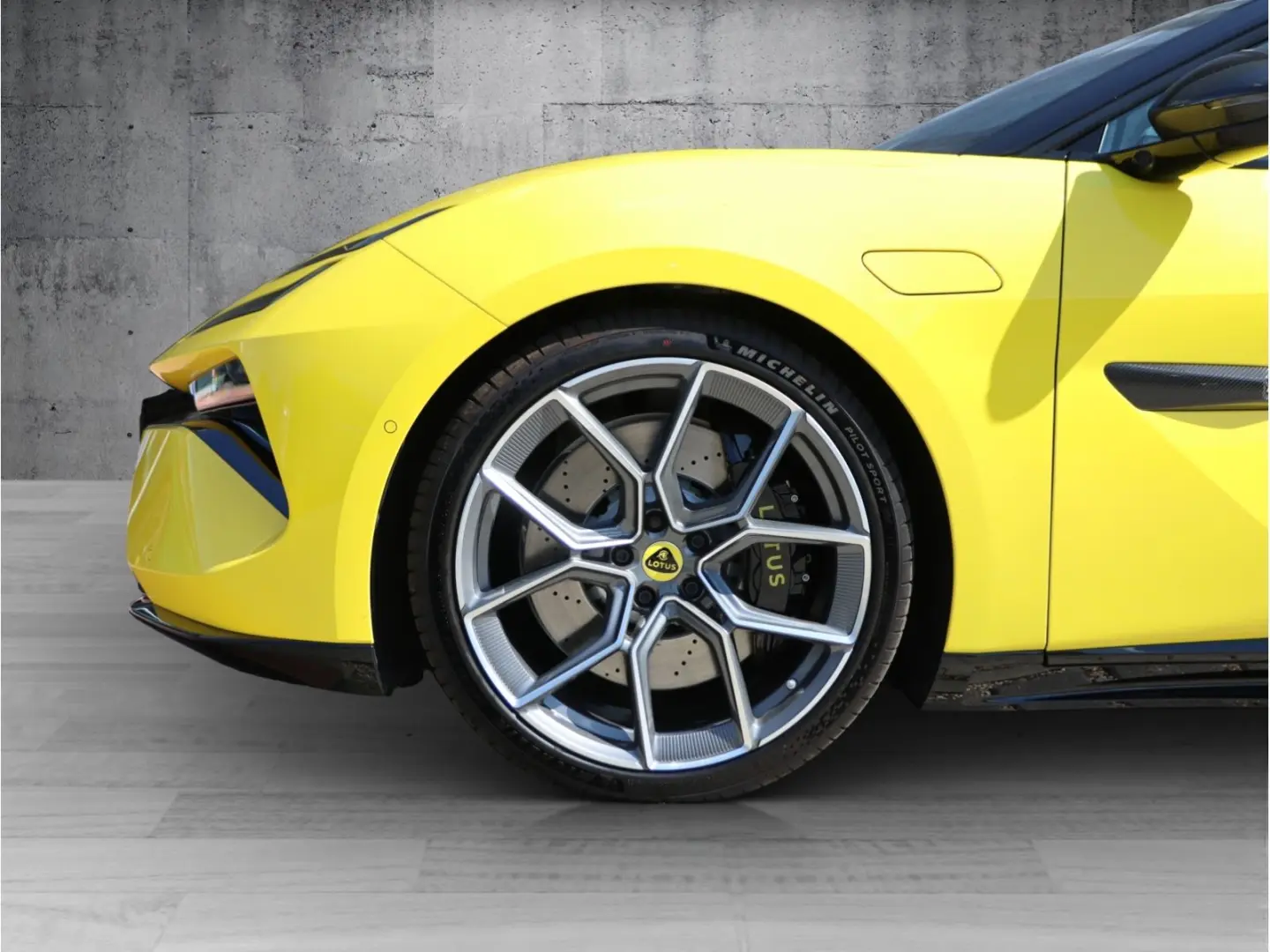 Emeya S  Lotus Leipzig   Executive Seats