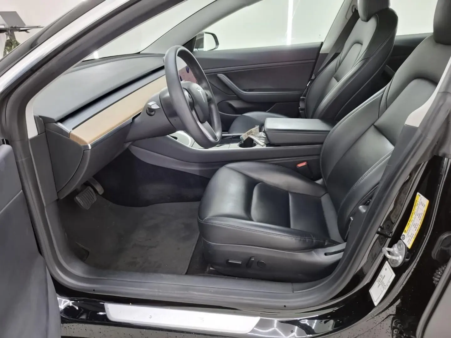 Model 3 Standard RWD Plus 93% SoH [ LFP ACCU AUT