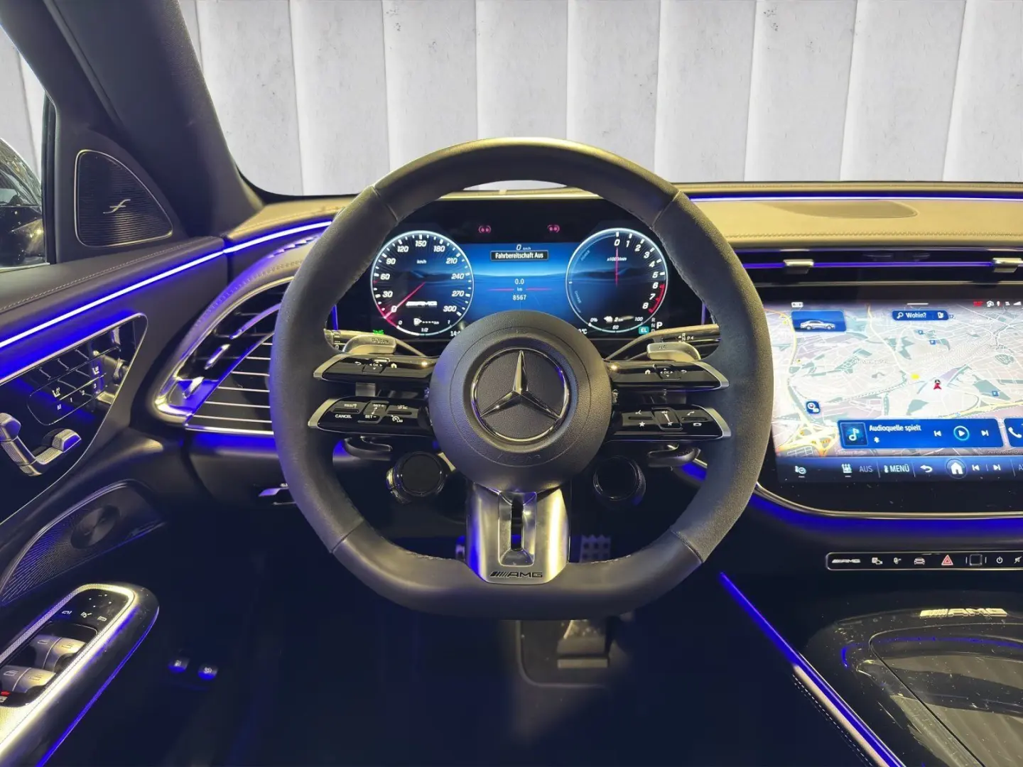 E 53 AMG Hybrid Premium  4M  Pano HUD Burmes 21