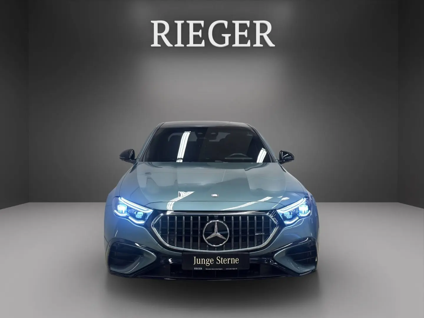 E 53 AMG 4M  Pano HUD Burmester Superscreen 21