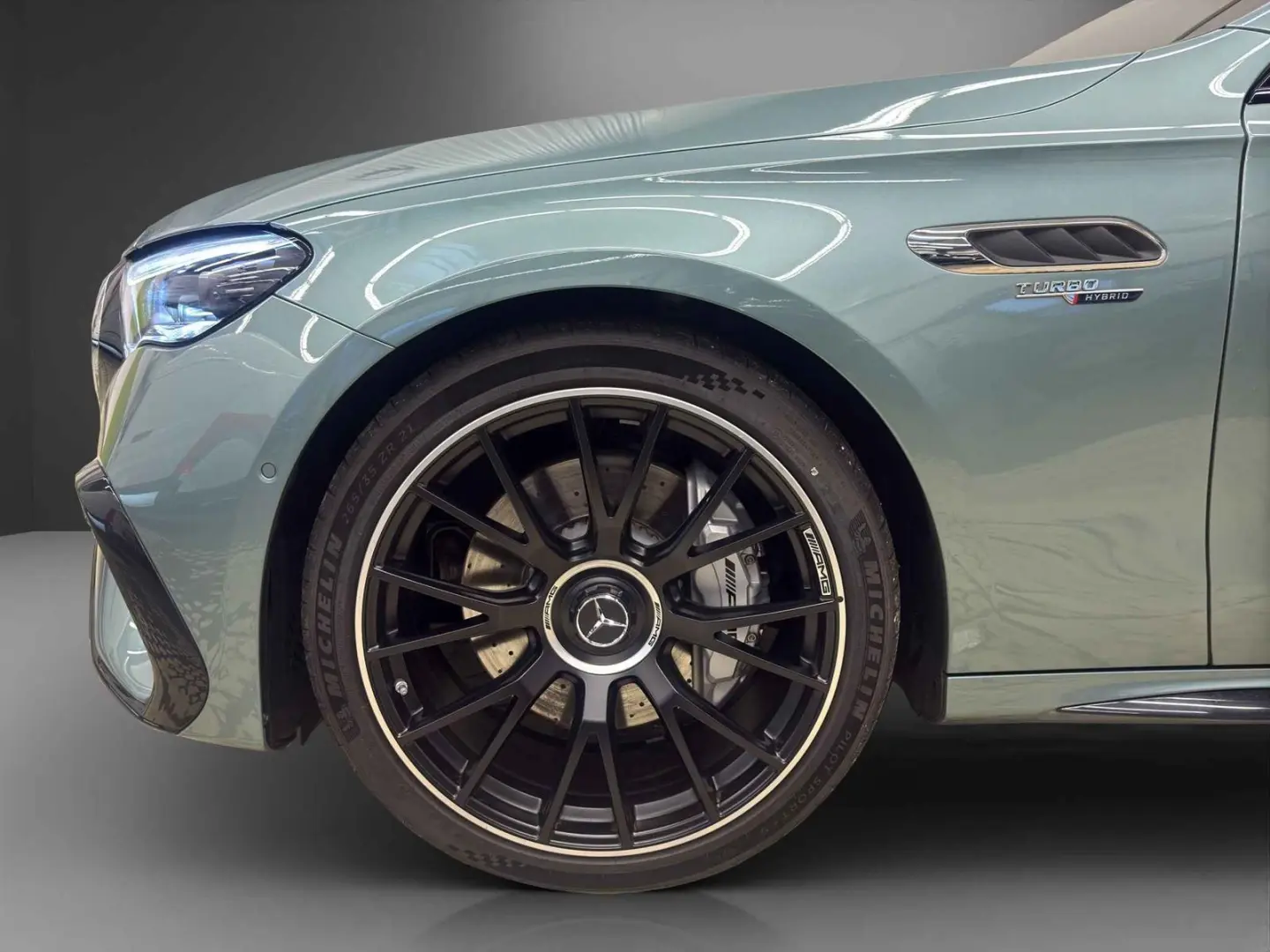 E 53 AMG 4M  Pano HUD Burmester Superscreen 21