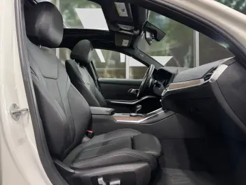 330i Automatik M-Sport  Komfortzugang  Scheckh.