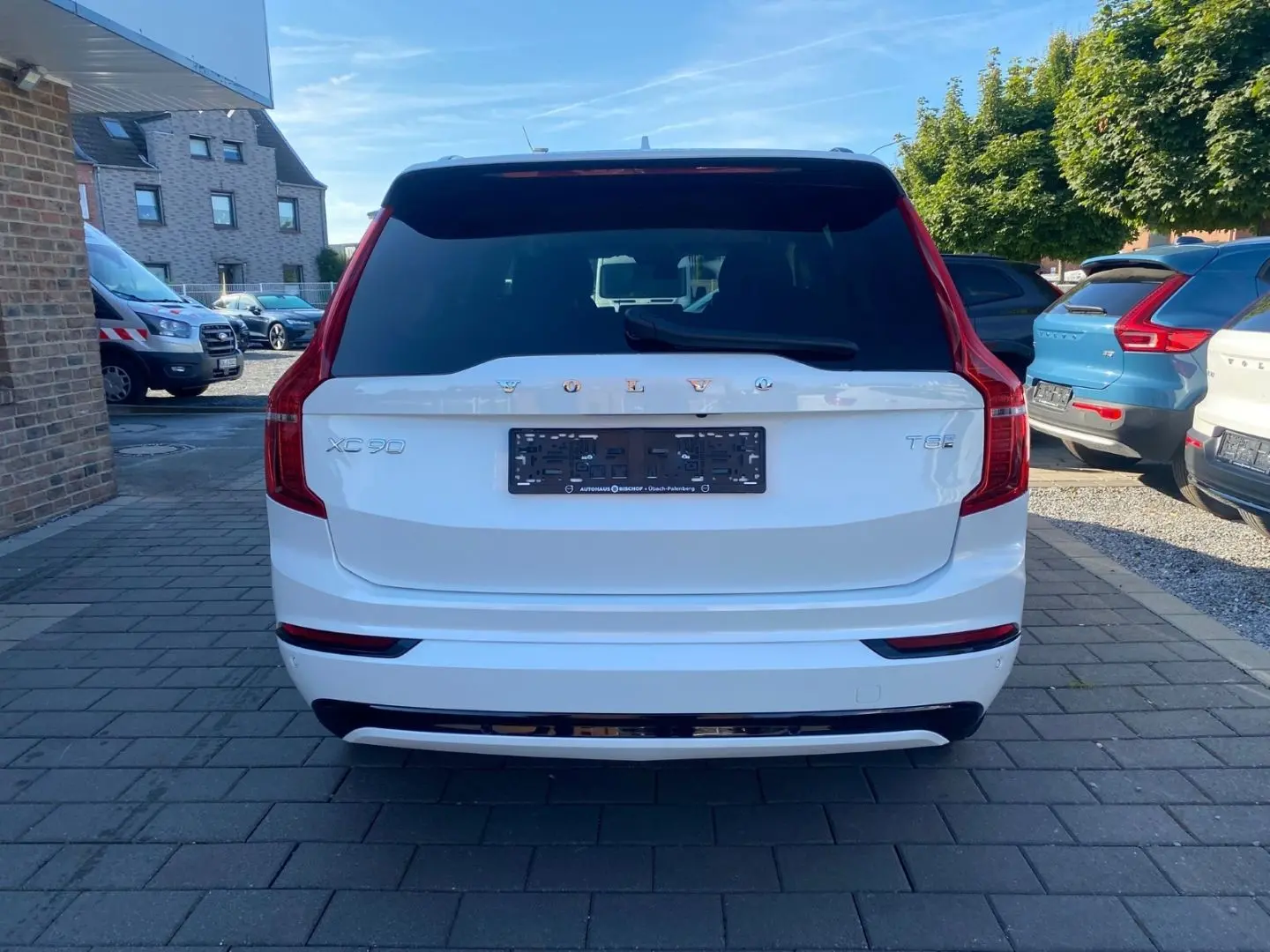 XC90 T8 Plus Dark Recharge Plug-In Hybrid Twin