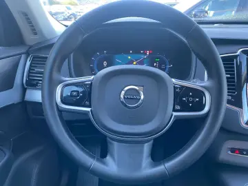 XC90 T8 Plus Dark Recharge Plug-In Hybrid Twin