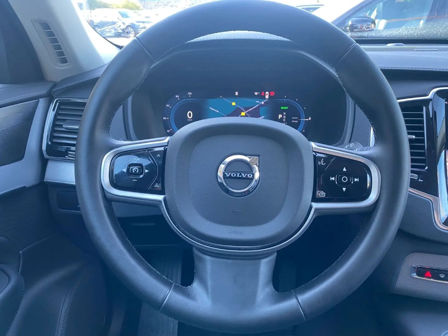 XC90 T8 Plus Dark Recharge Plug-In Hybrid Twin