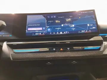 540d xDr Limo DA  360  ACC KomfSi RFK Pano StHz