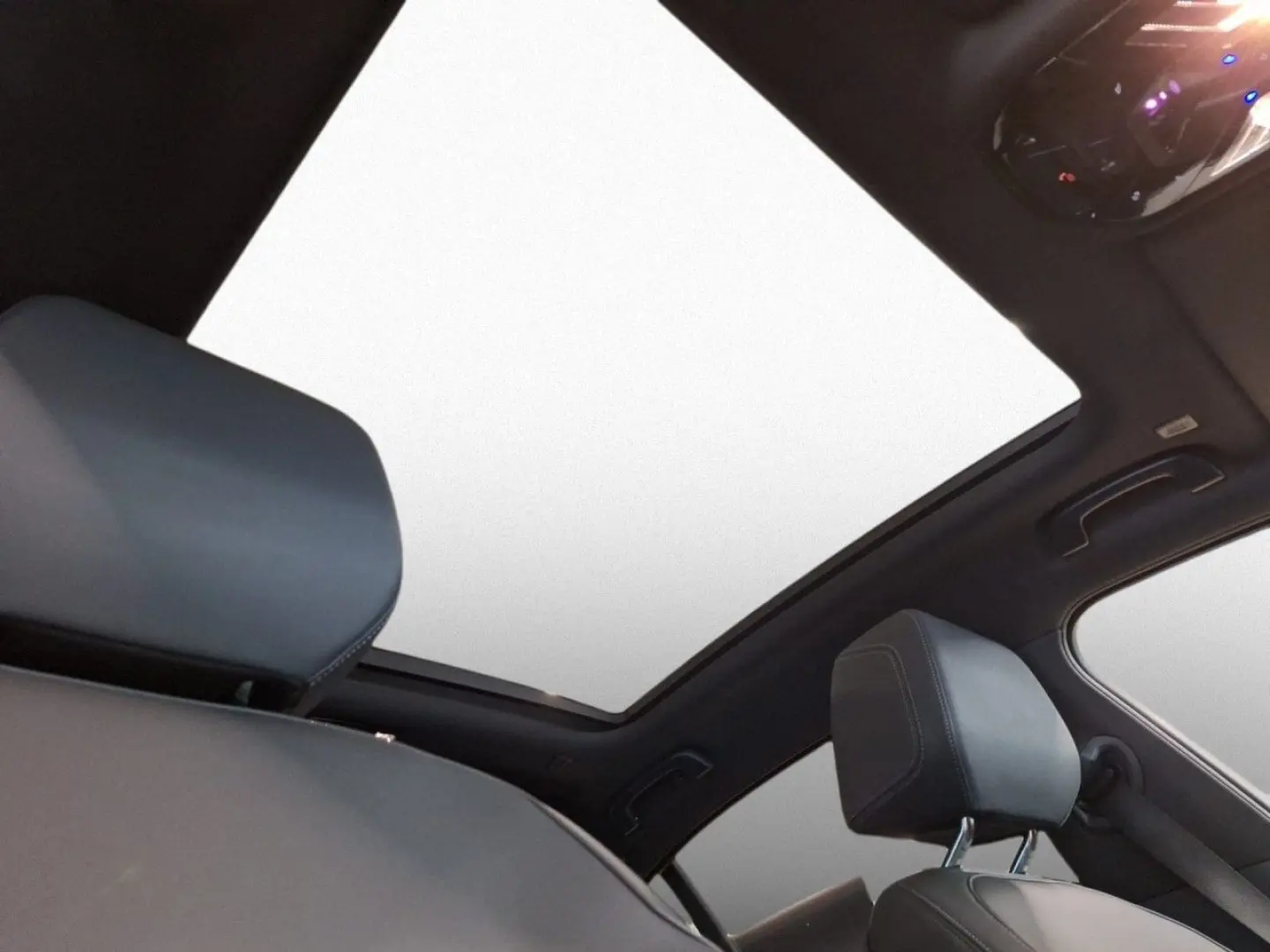 540d xDr Limo DA  360  ACC KomfSi RFK Pano StHz