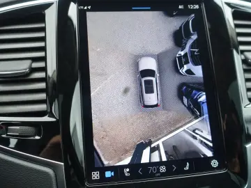XC90 Plus  T8 AWD Plug-in Hybrid 360  HeadUP BLS