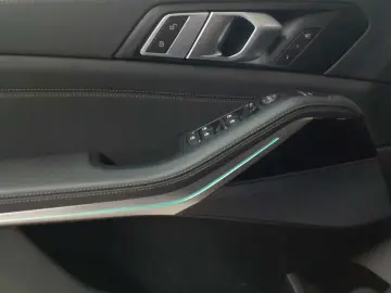 X5 xDrive30d M Sport Navi Leder LED 22´