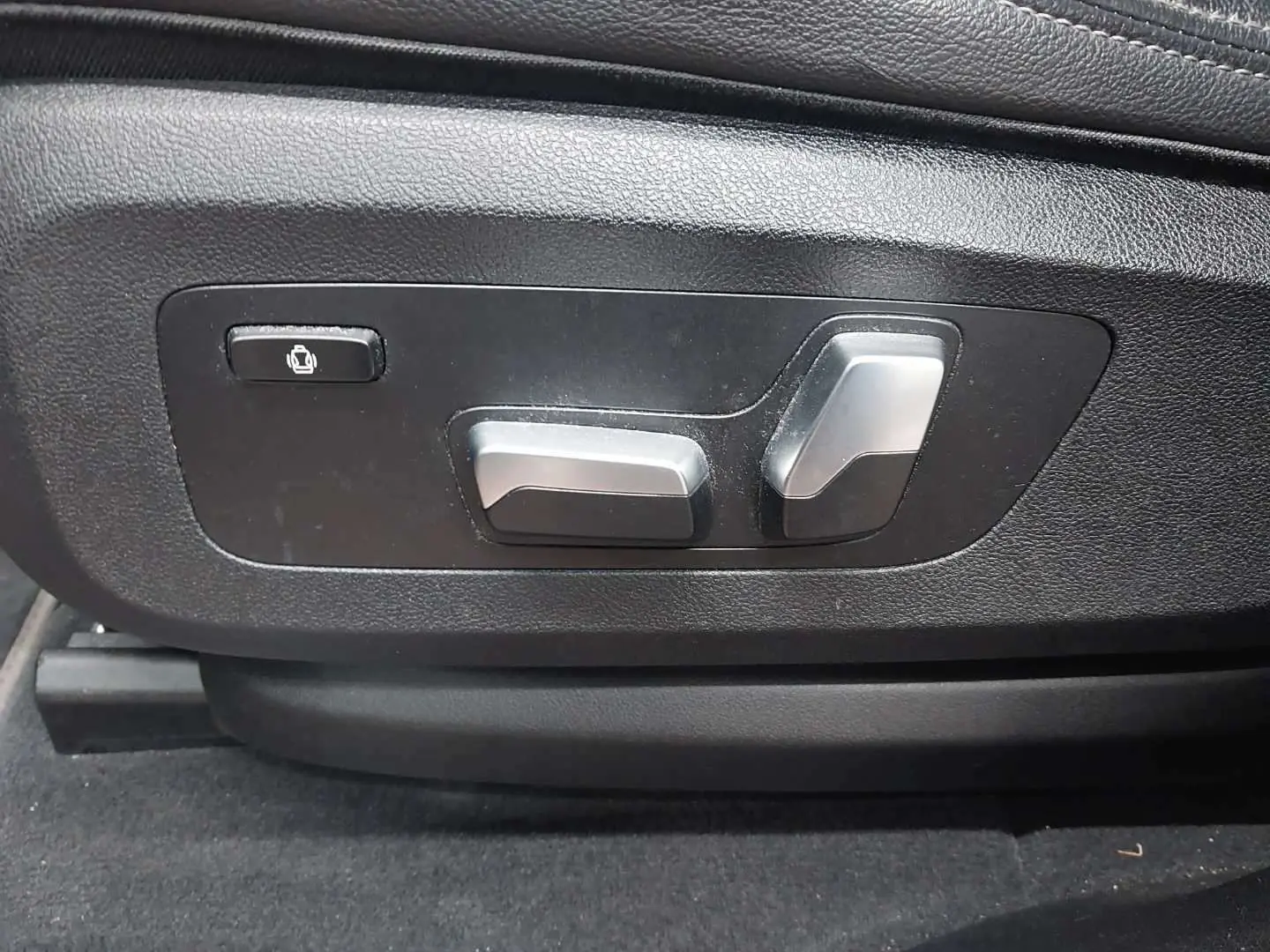 X5 xDr 30 M Sport LED 22  Cockp.Prof Kam adaptFw