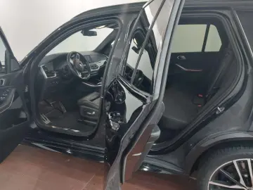 X5 xDr 30 M Sport LED 22  Cockp.Prof Kam adaptFw